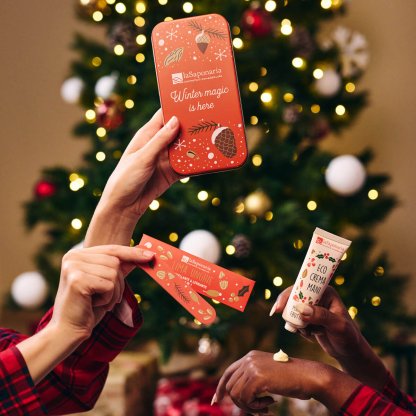 Treasure Chest - Almond & Red Fruits Hand Cream + “Party” Nail File