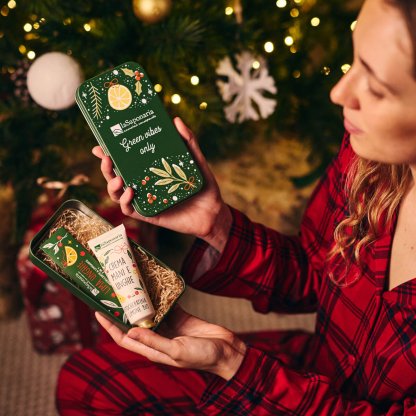 Treasure Chest – Phytokeratin & Lemon Hand Cream + “Winter Forest” Nail File