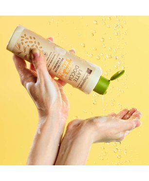 Shower Milk for Dry and Sensitive Skin - Organic Oat and Prebiotics