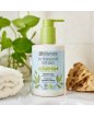 Protective Intimate Cleanser - Organic Green Tea & Hyaluronic Acid