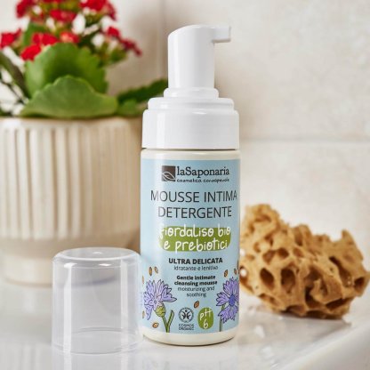 Gentle Intimate Cleansing Mousse - Organic Cornflower & Prebiotics